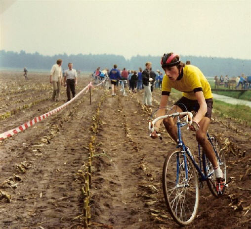 Klik om te verbergen