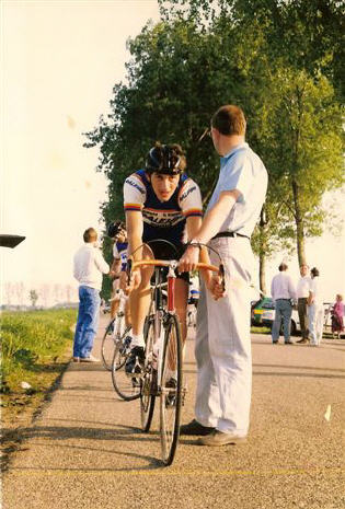 Klik om te verbergen