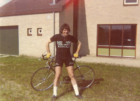 Klik om te verbergen