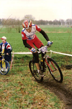 Klik om te verbergen