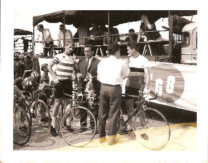 Klik om te verbergen