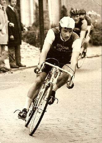 Klik om te verbergen